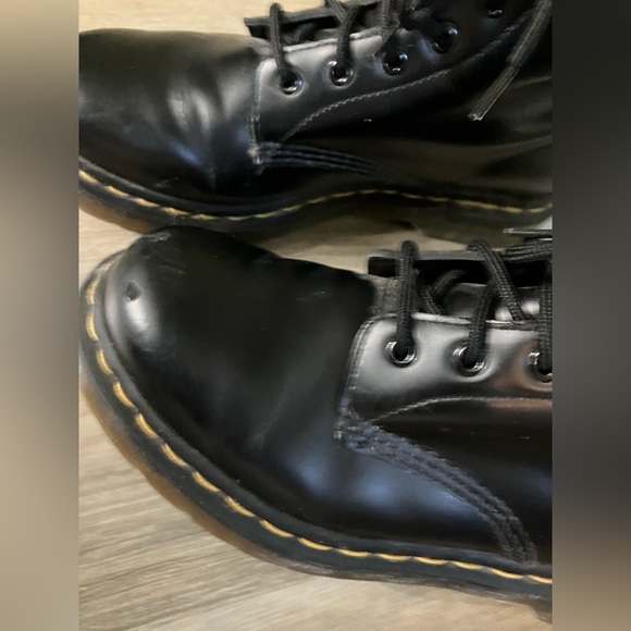 Doc Martens 1460 WOMEN'S SMOOTH LEATHER LACE UP BOOTS Size 9 - Picture 8 of 10